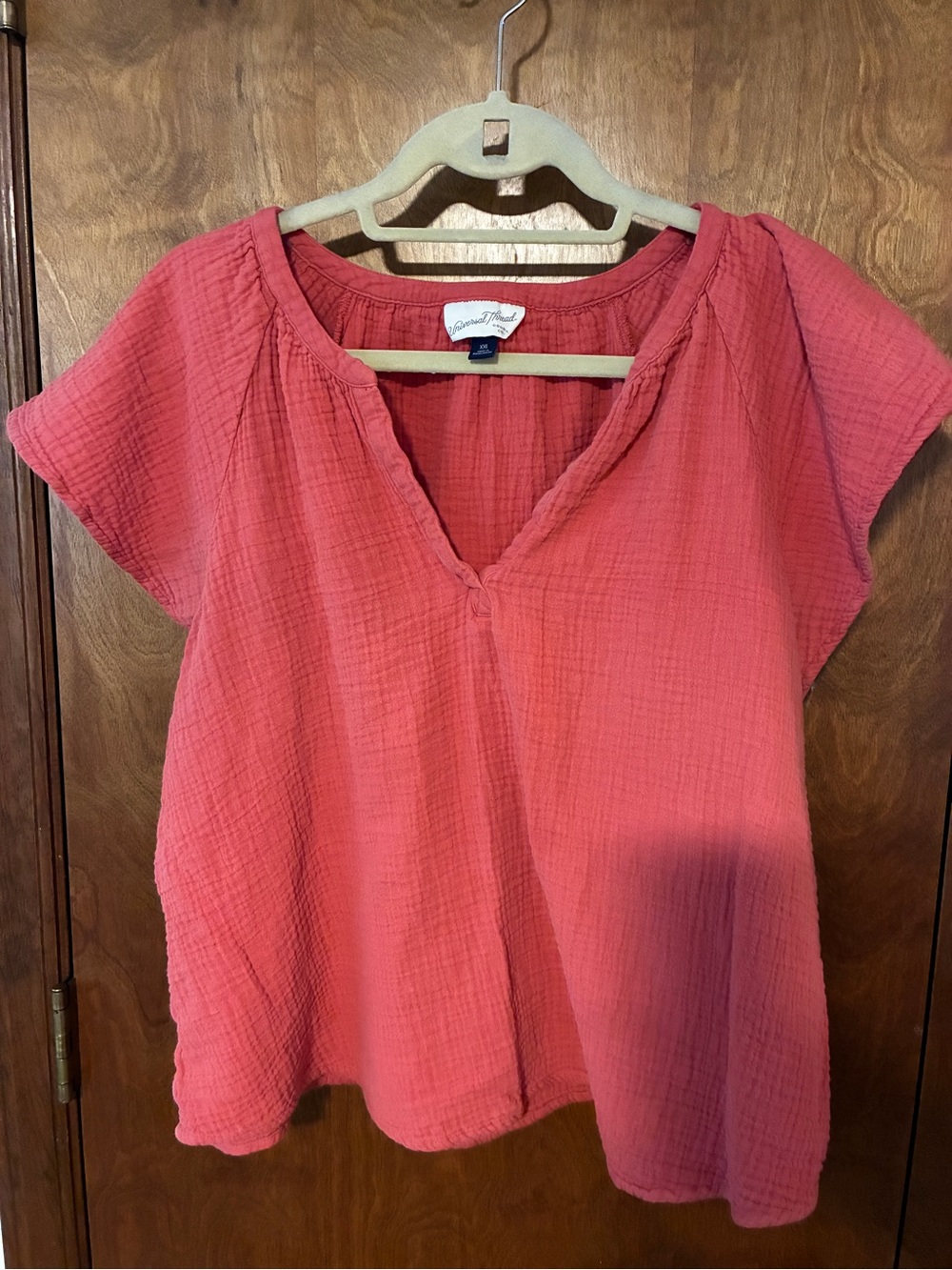 Universal Thread Coral Gauze V-Neck 100% Cotton Top